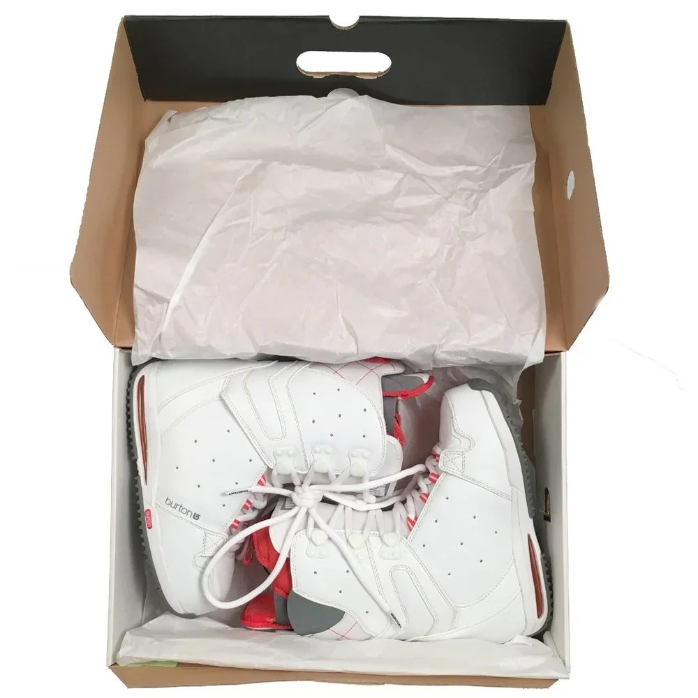 NEW Burton Sapphire Snowboard Boots!  White Sizes 5  5.5  6  Euro 35  36  36.5